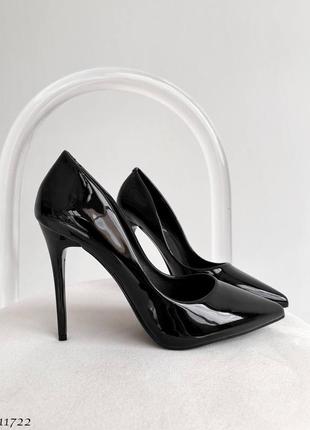Класичні туфельки колір: чорний матеріал: еколак3 фото