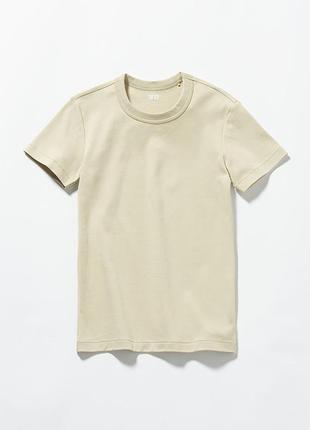 Футболка uniqlo