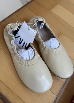 Кожаные балетки zara 32 размер (маломерят)