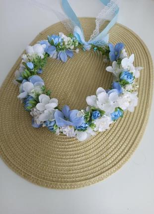 Голубой венчик на голову с цветами венок бело-голубой