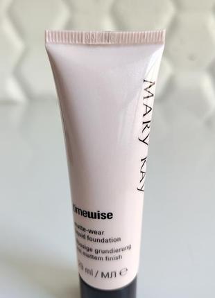 Основа под макияж матирующая mary kay timewise beige 8