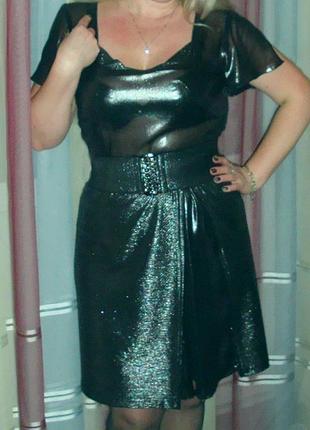 Нарядное женское платье