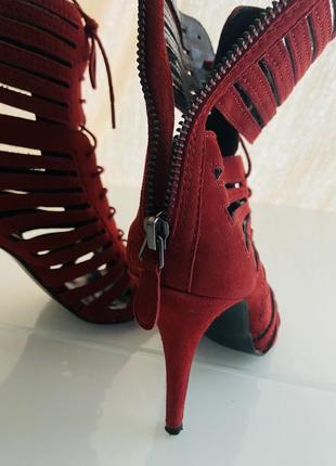 Жіночі ботильйони замшеві zara woman