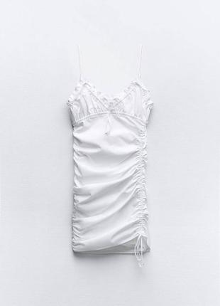 Короткое габардиновое белое платье zara