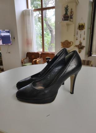 Классические туфли