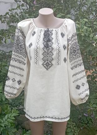 Вышиванка на льне. ручная работа