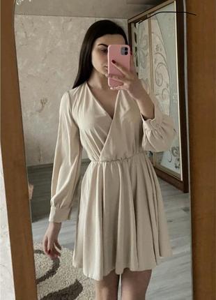 Платье с поясом