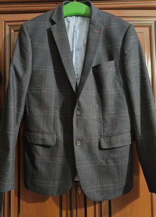 Пиджак шерстяной h&m.eur 52.