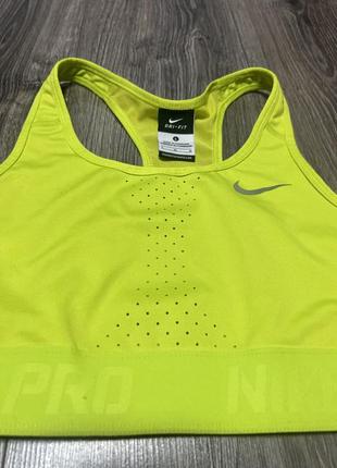 Женский топ для спорта nike dri-fit4 фото