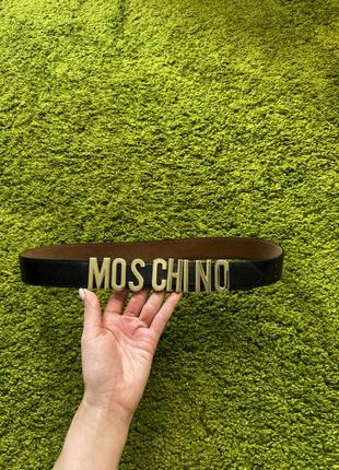 Шкіряний ремінь moschino