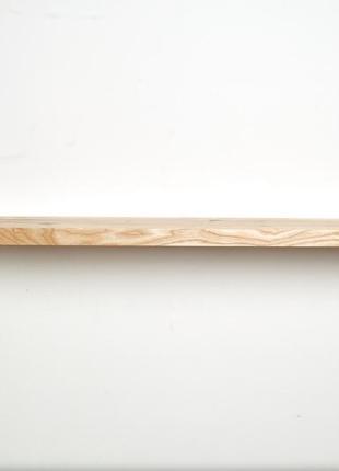 Дерев'яна полиця прихованого монтажу з масиву ясеня.