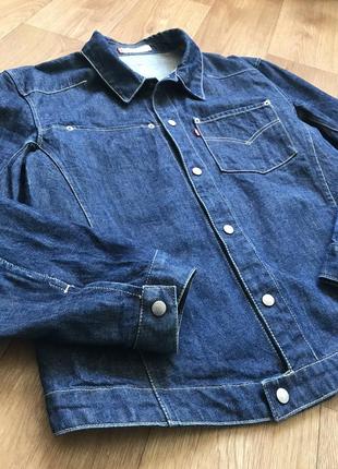 Джинсова куртка levis engineered jeans розмір l3 фото