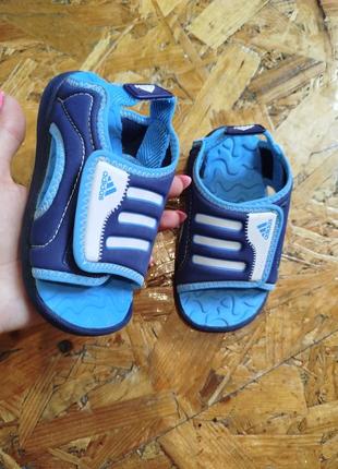 Босоножки сандалии adidas