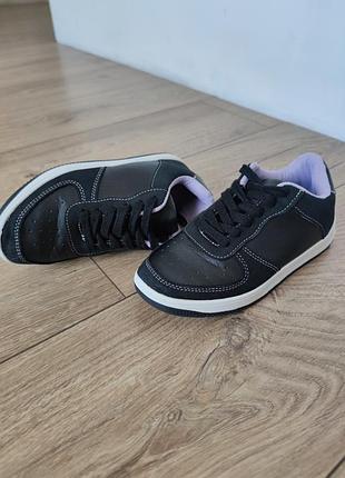 Черные кроссовки для девочки 31 размер, 20 стелька, pepco
