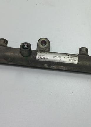 Паливна рейка 2.0 hdi citroen berlingo 96-08 (сітроен берлінго) (9640387980, 5ws40002)