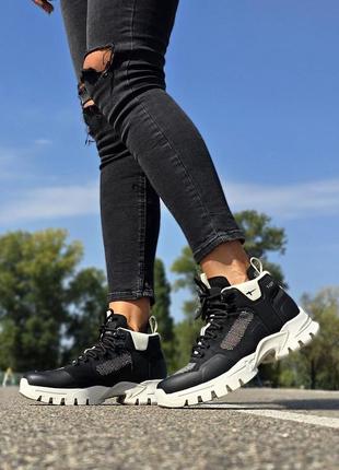 Жіночі чобітки tamaris t-1277 waterproof flyknit оригінал.