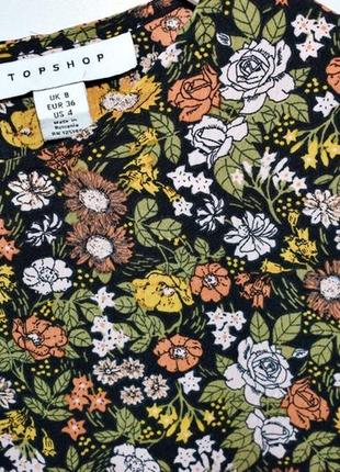 Topshop дуже красива та стильна блуза  в квітковий принт