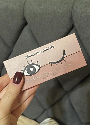 Палетка теней sephora