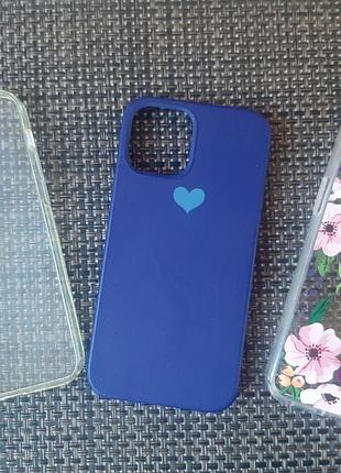 Чехлы телефонные