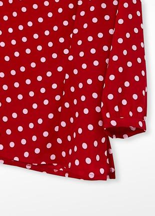 Красная в белый горошек вискозная блуза
