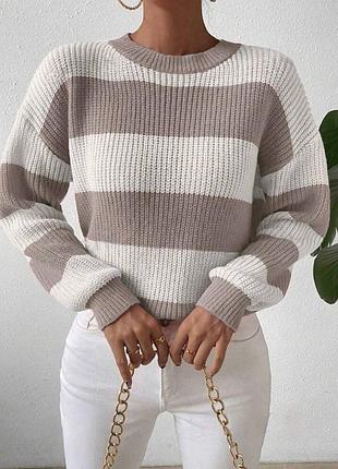 Жіночий светр різні відтінки
