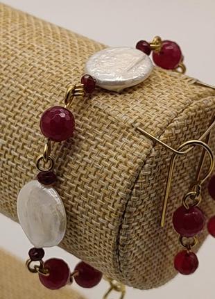 Комплект браслет і сережки з малинового турмаліну і річкових перлин-кеші "ягідка малинка". комплект з натурального каміння5 фото