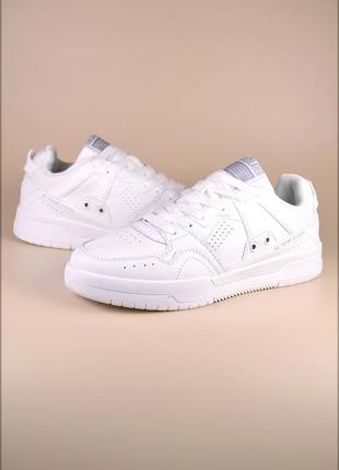 Женские кроссовки  bs-x ts white