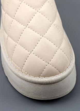 Зимние теплые молочные угги женские кожаные,угги бежевые на платформе с мехом,женская...