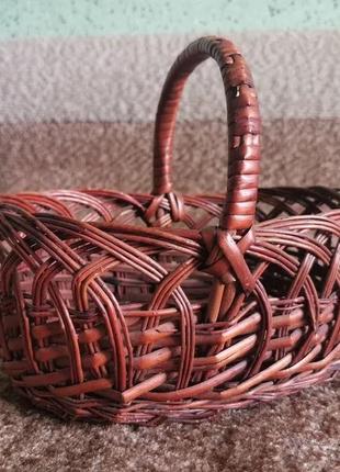 Кошик з лози маленький
