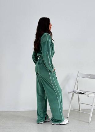 Велюровый костюм кофта и штаны
