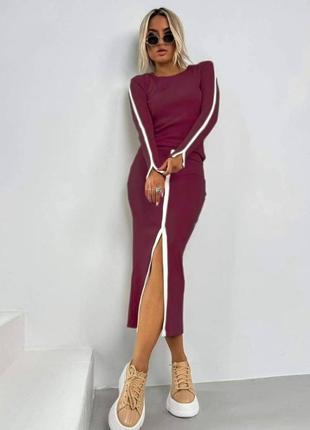 Костюм женский