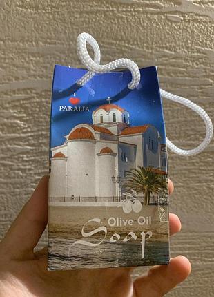 Оливкове мило і магніт в подарунковій коробці з греції