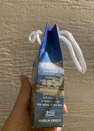 Оливкове мило і магніт в подарунковій коробці з греції