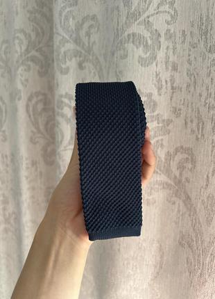 Стильна вʼязана краватка (галстук)