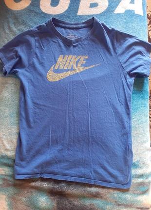 Футболка the nike tee оригінал1 фото