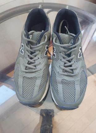 Кросівки  new balance оригінал хакі