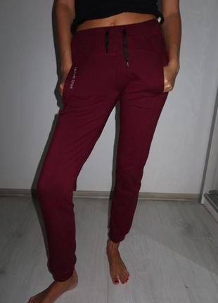 Жіночі бордові спортивні штани
