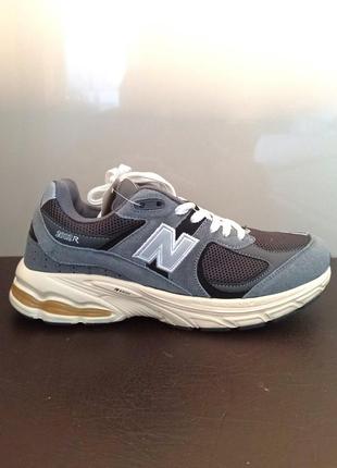 Мужские кроссовки