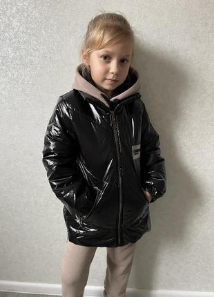 Весняна курточка для дівчинки  наповнювач: синтепон