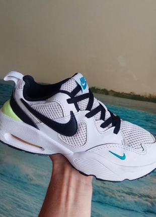 Кросівки nike,   32 р ,індонезія