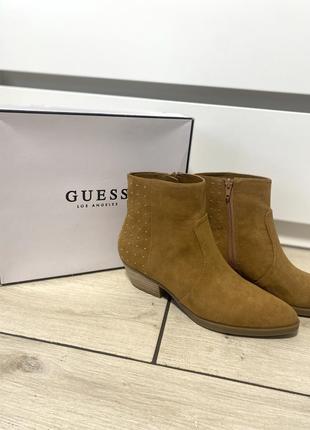 Козаки, ботинки guess оригинал