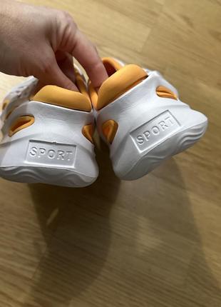 Нові гумові сандалі розмір 36-37 (23 cm)6 фото