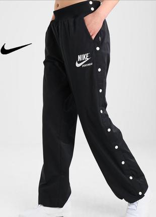 Штаны спортивные nike wmns nsw snap archive pants. s. как новые!