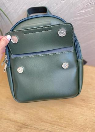 Темно-зелений — якісний фабричний заокруглений рюкзак із металевою фурнітурою, з кишенею спереду (луцьк, 779)4 фото