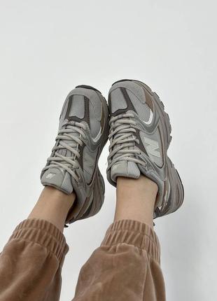 Жіночі кросівки сірі new balance 53010 фото