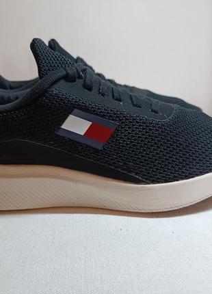 Кроссовки женские Tommy hilfiger.