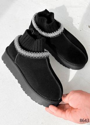 Чорні натуральні замшеві короткі низькі уггі угі уги угги зі шкарпеткою вʼязкою на...