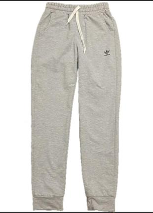 Спортивные штаны серые