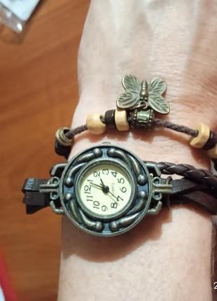 Часы кварцевые