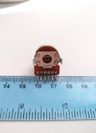 Продам резистори здвоєні змінні r1616g-ad1-a50k